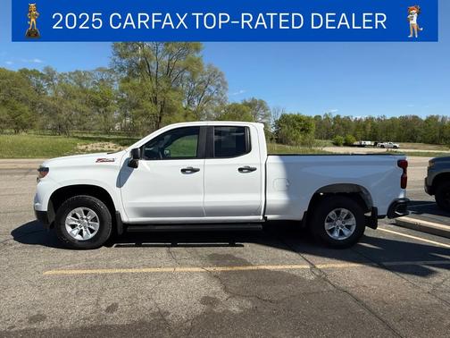 Summit White 2023 Chevrolet Silverado 1500 WT