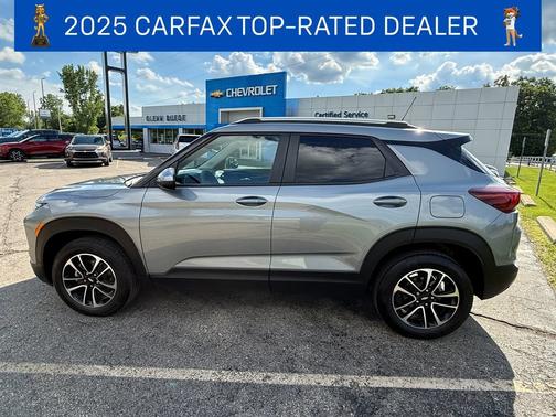 Sterling Gray Metallic 2024 Chevrolet Trailblazer LT