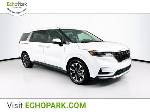 2024 Kia Carnival EX