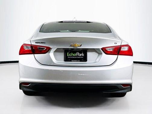 2017 Chevrolet Malibu 1LT