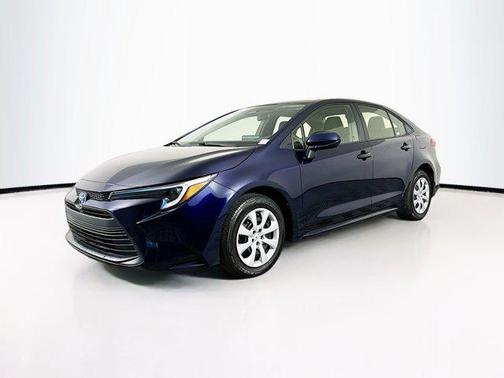 2024 Toyota Corolla Hybrid SE