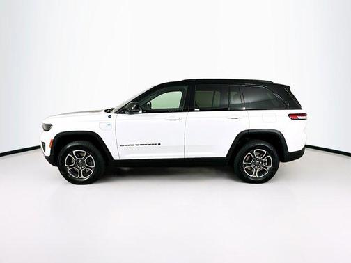 2023 Jeep Grand Cherokee 4xe Trailhawk