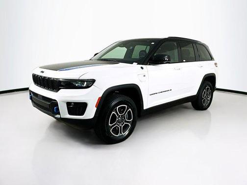 2023 Jeep Grand Cherokee 4xe Trailhawk