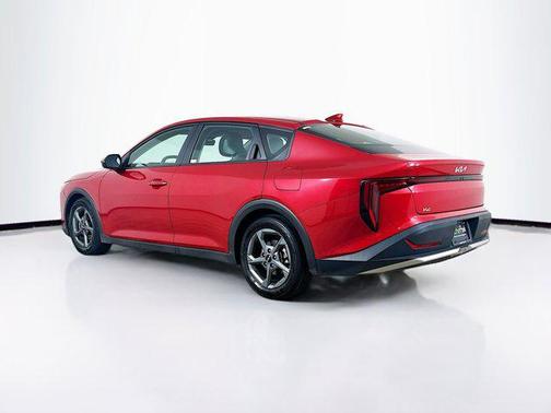 Currant Red 2025 Kia K4 LXS