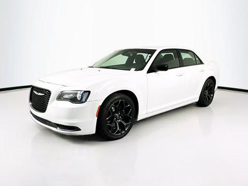 2019 Chrysler 300 Touring