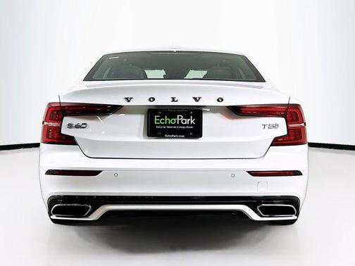 2019 Volvo S60 T5 R-Design