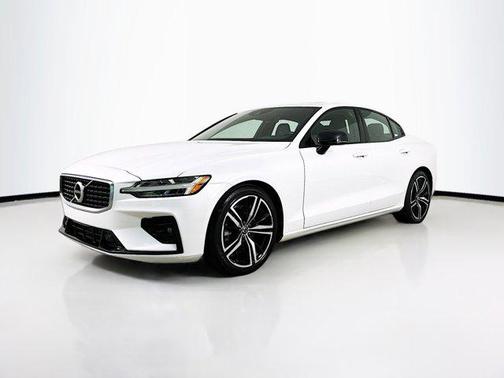 2019 Volvo S60 T5 R-Design