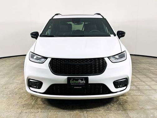Bright White Clearcoat 2025 Chrysler Pacifica Hybrid Premium S Appearance Pkg