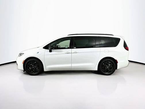 Bright White Clearcoat 2025 Chrysler Pacifica Hybrid Premium S Appearance Pkg