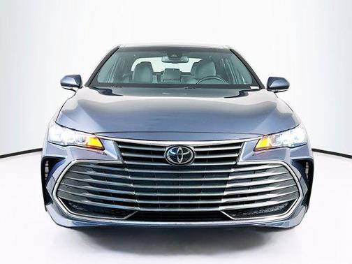 2021 Toyota Avalon XLE