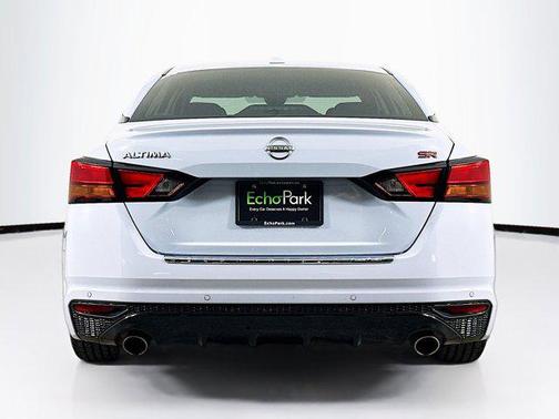 2023 Nissan Altima SR FWD