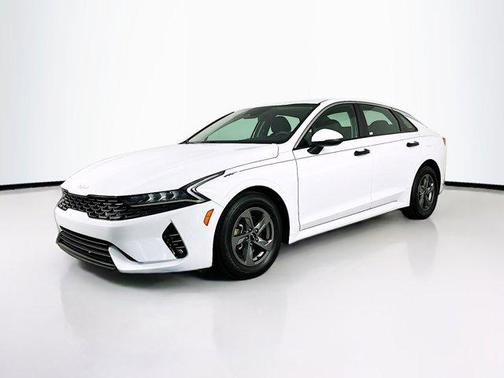 2023 Kia K5 LXS