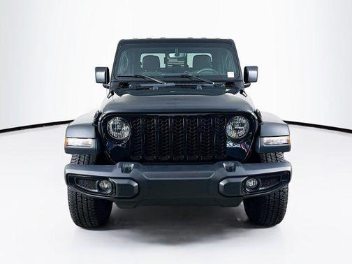 Black Clearcoat 2023 Jeep Gladiator Willys 4x4