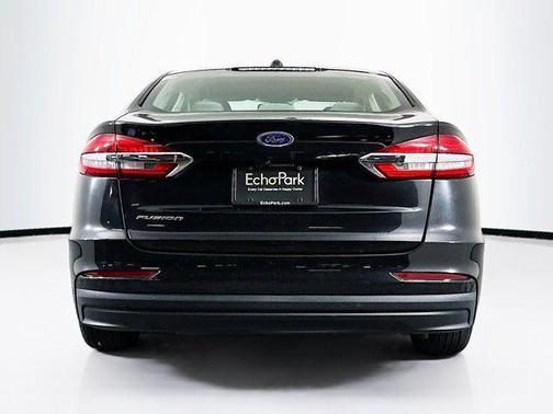 2019 Ford Fusion S