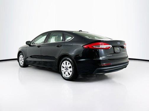 2019 Ford Fusion S