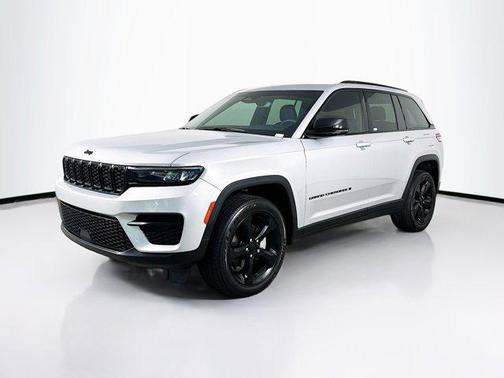 2024 Jeep Grand Cherokee Altitude