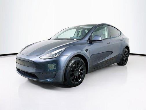 2022 Tesla Model Y Long Range Dual Motor All-Wheel Drive