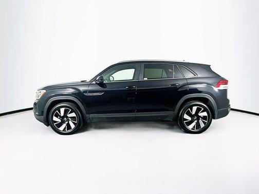 Deep Black Pearl 2025 Volkswagen Atlas Cross Sport 2.0T SE w/Technology 4MOTION