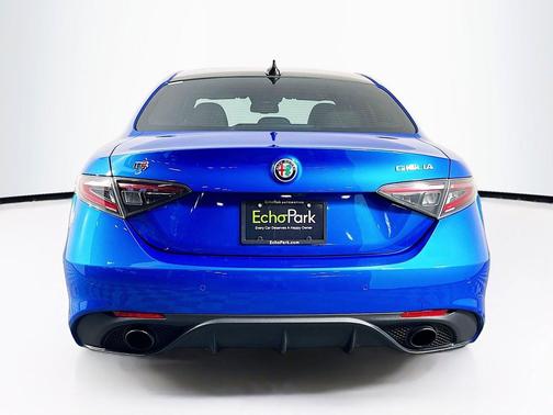 Misano Blue Metallic 2024 Alfa Romeo Giulia Veloce RWD