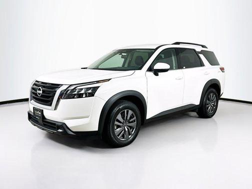 2025 Nissan Pathfinder SV 4WD