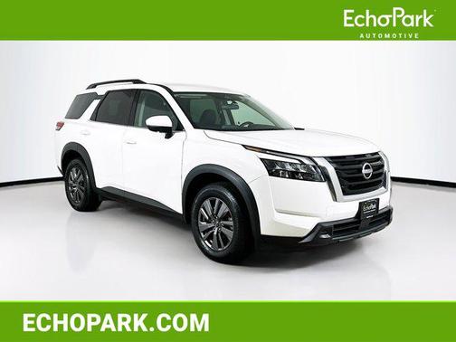 2025 Nissan Pathfinder SV 4WD