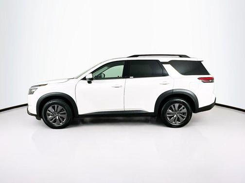 2025 Nissan Pathfinder SV 4WD