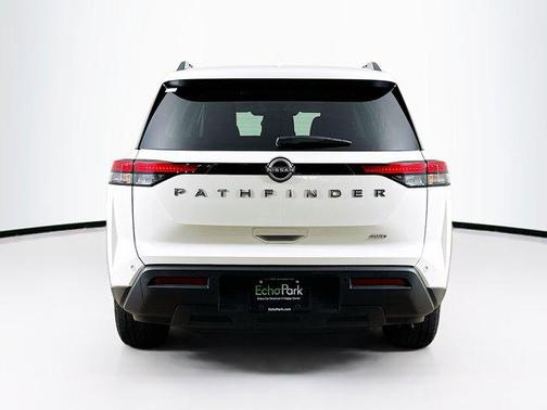 2025 Nissan Pathfinder SV 4WD