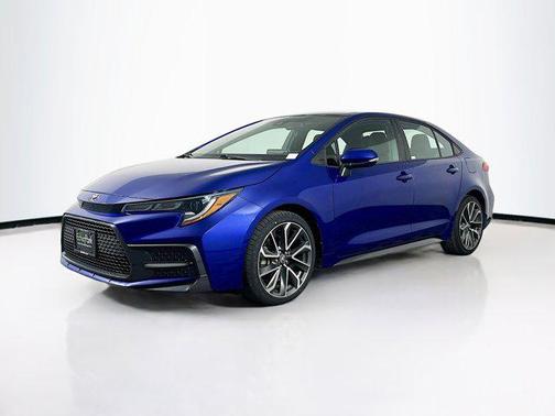 Blue Crush Metallic w/Black Sand Pearl Roof 2021 Toyota Corolla SE
