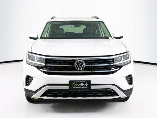 2023 Volkswagen Atlas 3.6L SE w/Technology