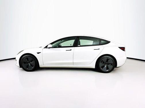 2022 Tesla Model 3 Standard Range
