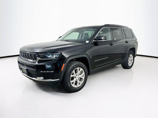 Diamond Black Crystal Pearlcoat 2023 Jeep Grand Cherokee L Limited