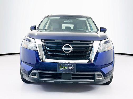 Deep Ocean Blue Pearl 2025 Nissan Pathfinder SV FWD