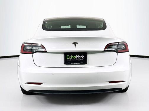 2020 Tesla Model 3 Standard Range