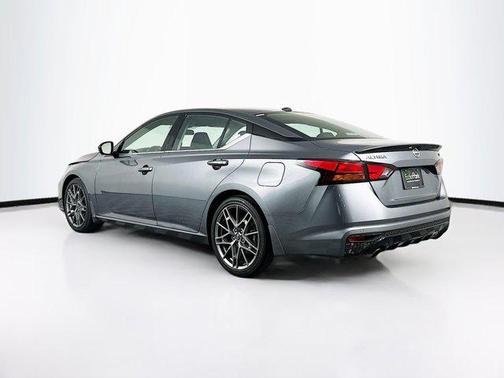 2024 Nissan Altima SR VC-Turbo FWD