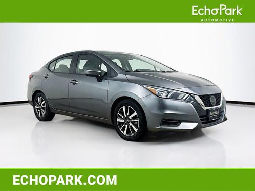 Gun Metallic 2020 Nissan Versa 1.6 SV