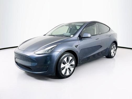 Midnight Silver Metallic 2023 Tesla Model Y Long Range Dual Motor All-Wheel Drive