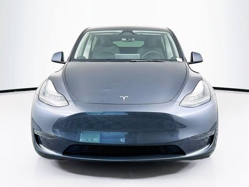 Midnight Silver Metallic 2023 Tesla Model Y Long Range Dual Motor All-Wheel Drive