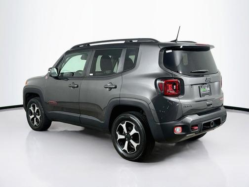 Granite Crystal Metallic Clearcoat 2019 Jeep Renegade Trailhawk