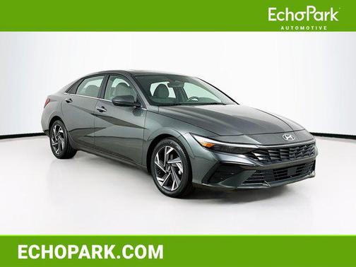 2025 Hyundai ELANTRA SEL