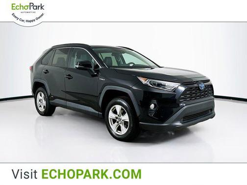 2020 Toyota RAV4 Hybrid XLE