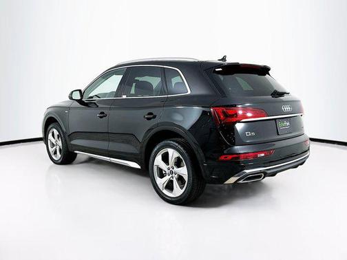 2025 Audi Q5 45 S line Prestige