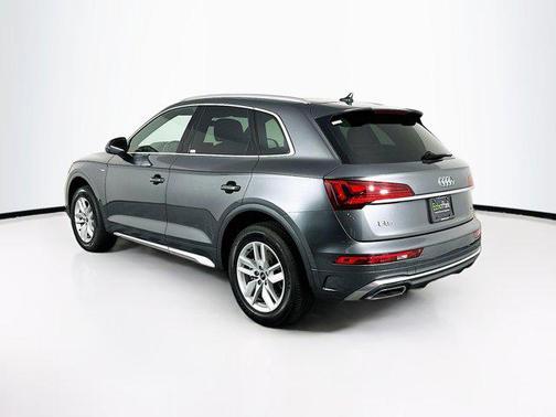2022 Audi Q5 45 S line Premium