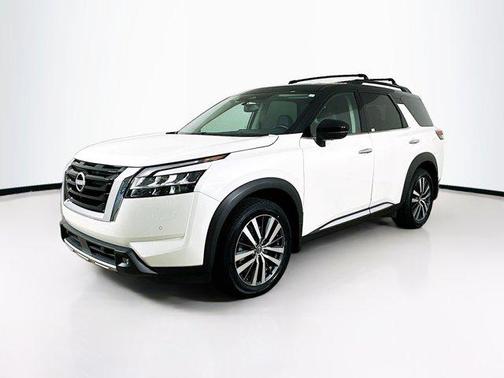 2022 Nissan Pathfinder Platinum 4WD