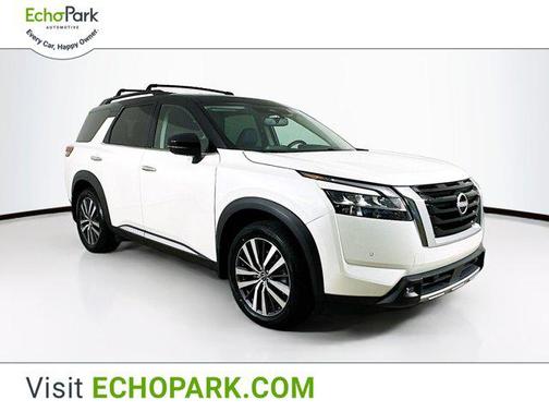 2022 Nissan Pathfinder Platinum 4WD