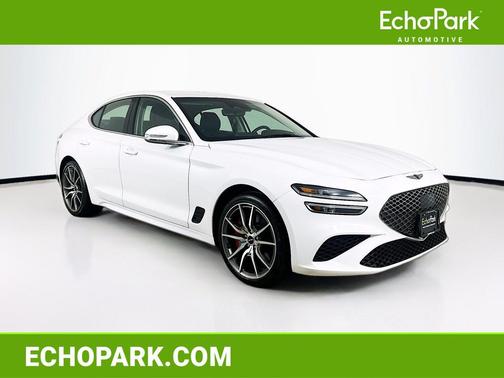 Uyuni White 2025 Genesis G70 2.5T AWD
