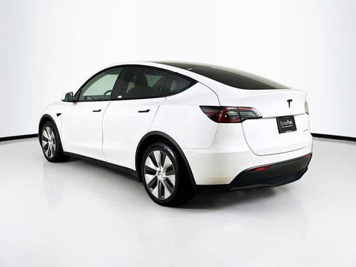 2022 Tesla Model Y Long Range Dual Motor All-Wheel Drive