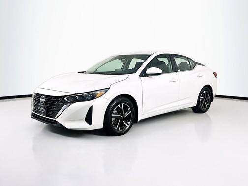 Aspen White Tricoat 2024 Nissan Sentra SV