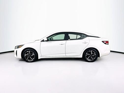 Aspen White Tricoat 2024 Nissan Sentra SV