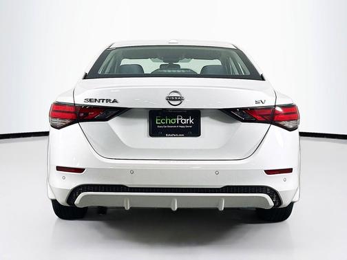 Aspen White Tricoat 2024 Nissan Sentra SV