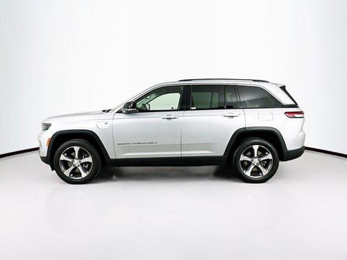 2022 Jeep Grand Cherokee 4xe Base